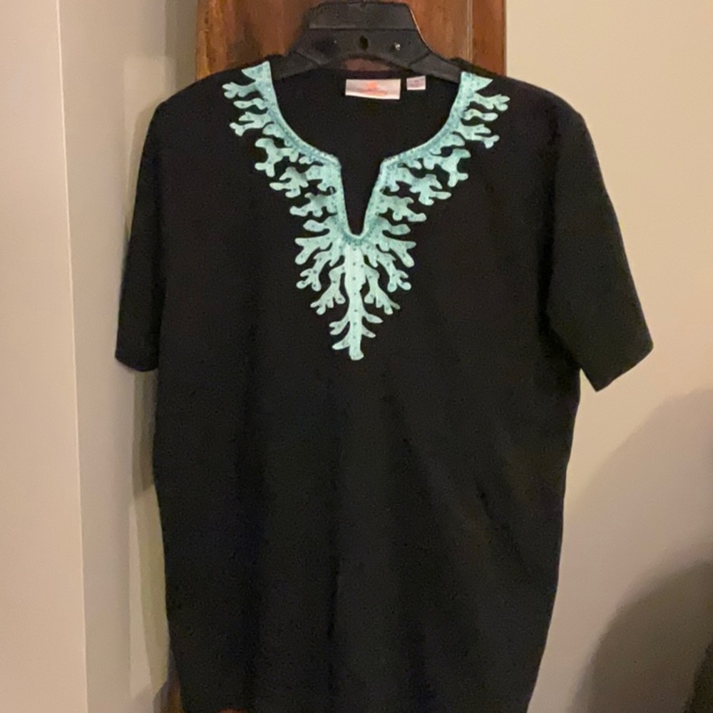 Quacker Factory Tunic Top Black/turquoise Embroidered Beaded Design. EUC